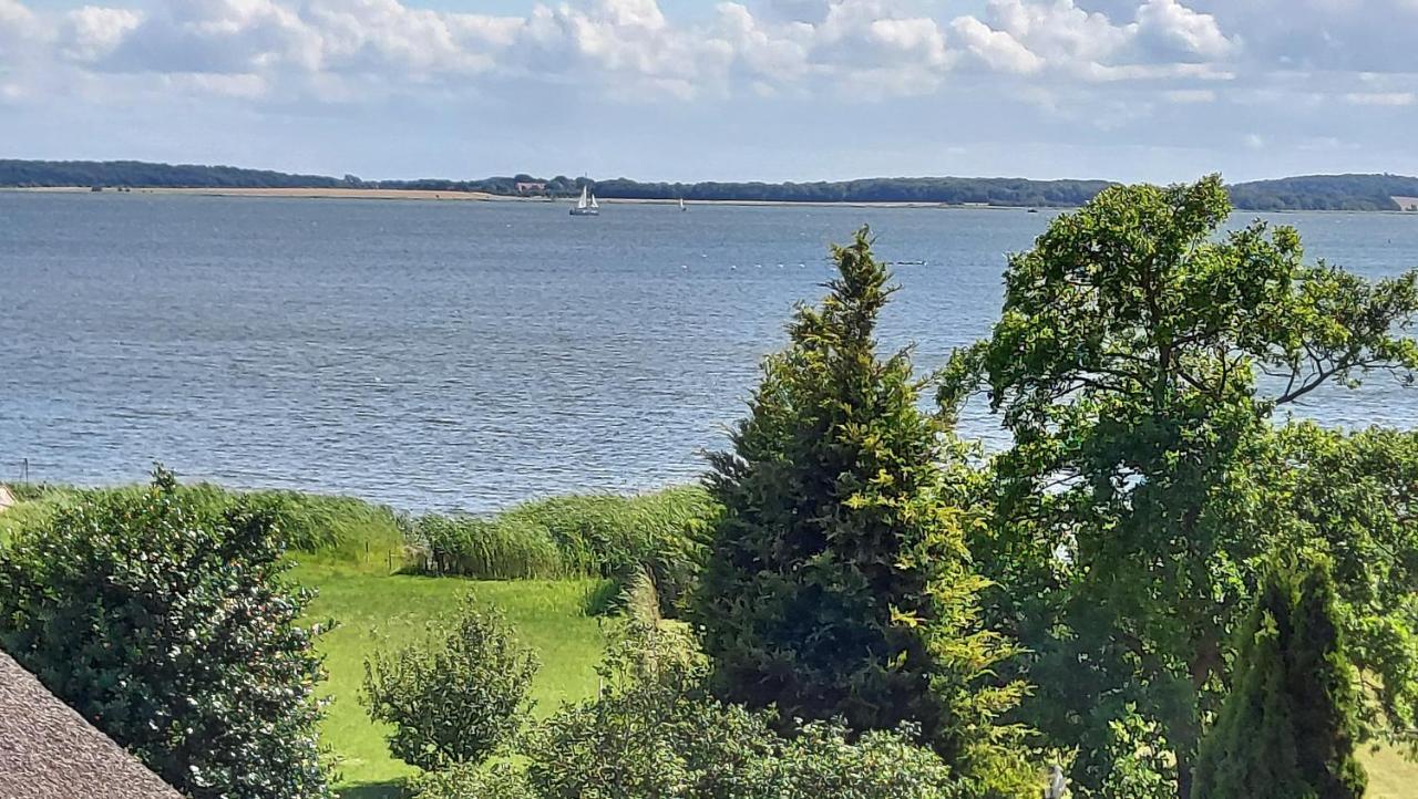 Ferienwohnung Weitblick Breege Bagian luar foto
